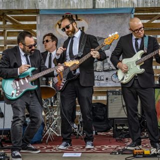 Beachstock is bringing the soundtrack to summer on June 27th 🎶☀️ From high-energy party hits to crowd-favorite rock anthems, the Main Stage lineup is stacked all day long:
🎤 The Shoobs | 11:30AM
🎸 No Clue Band | 2:30PM
🎶 Right Turn at 40 | 4:20PM
🎵ICandee | 8:30PM

Grab your spot in the sand, a drink from the Tiki Beach Bar, and enjoy a full day of live music, beach vibes, food, games, and family fun in Margate 🌊🍻

The Shoobs | @noclueband_nj | Right Turn At-Forty | @i_candee_official