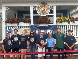 Welcome back to Roy and Joanne Goldberg and the entire Goldberg family on the official ribbon cutting of Sonny’s House of Donuts! Mayor Michael Collins and Commissioner Cathy Horn were on hand to join the celebration 
Stop in and enjoy —fresh, mouthwatering donuts that will leave you wanting more!

Congratulations and welcome back @sonnysdonuts_margate ! ❤️🍩