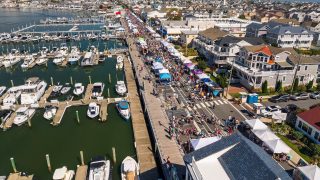 Two days. 110+ booths. 20,000+ visitors. One unforgettable weekend. Fall Funfest by the Bay returns September 26 & 27 for its 25th year with live music, food, shopping, kids’ activities, parades, entertainment and plenty of FREE fun for the whole family. ☀️🍂