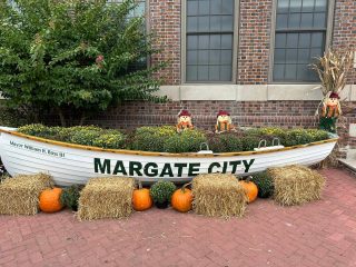 Margate is looking extra festive this time of year 🍁🎃