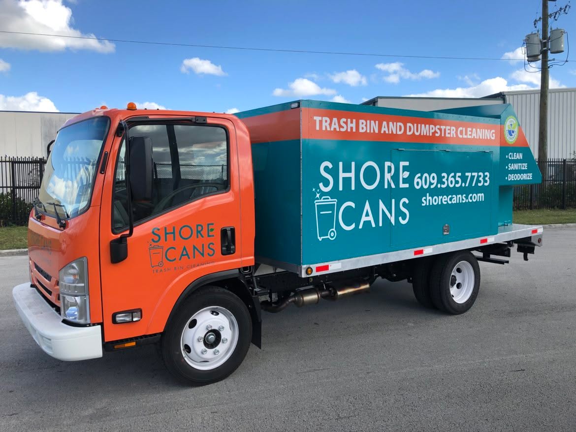 New Season Calls for Clean Cans! 🧼🗑️ Call up SHORE CANS LLC to get your trash cans cleaned!